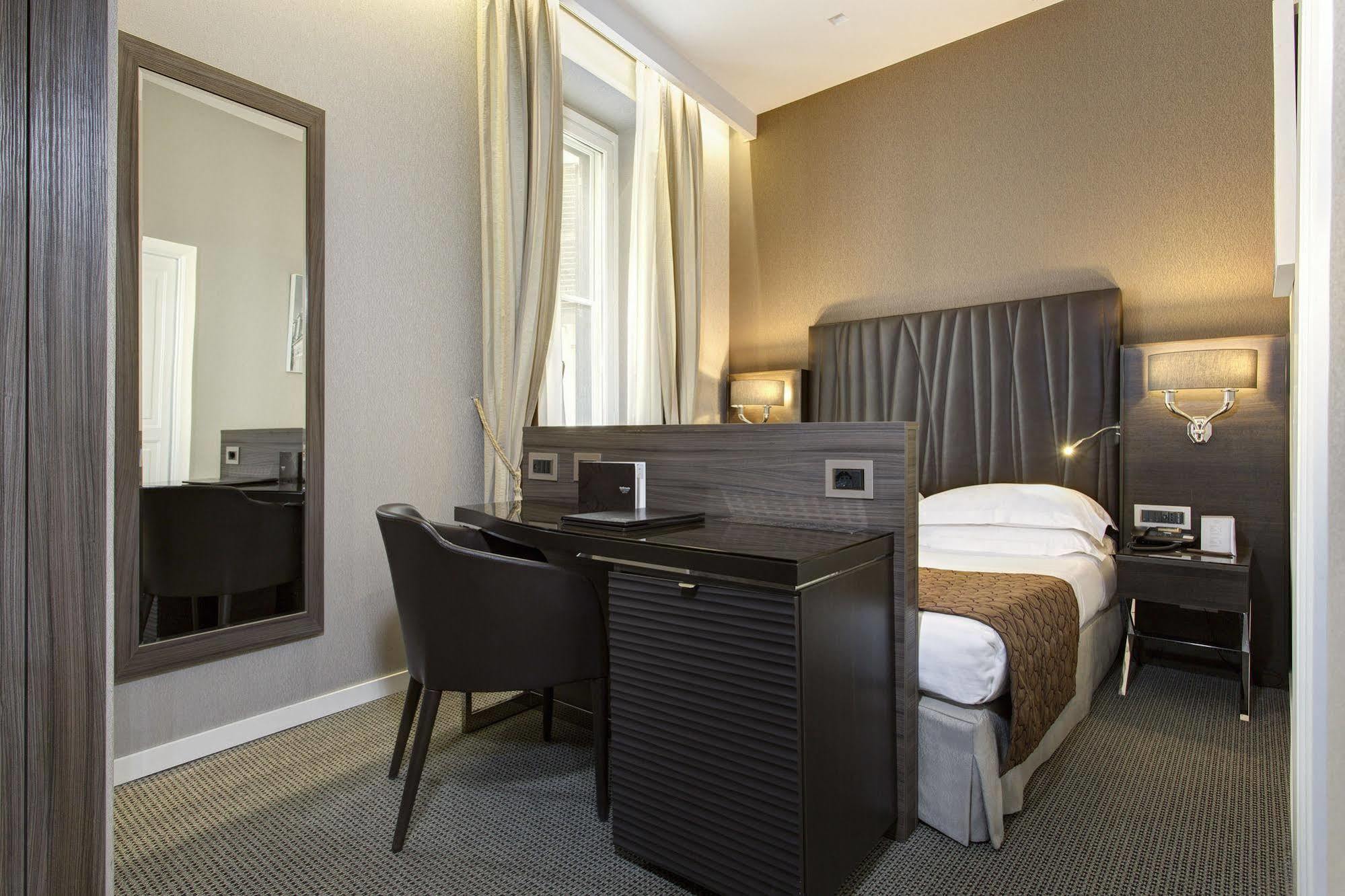 Hotel Artemide 4*